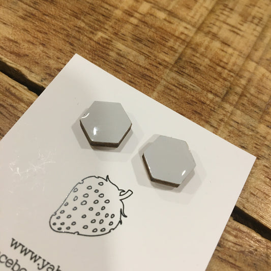 Náušnice - hexagon - Šedá světlá